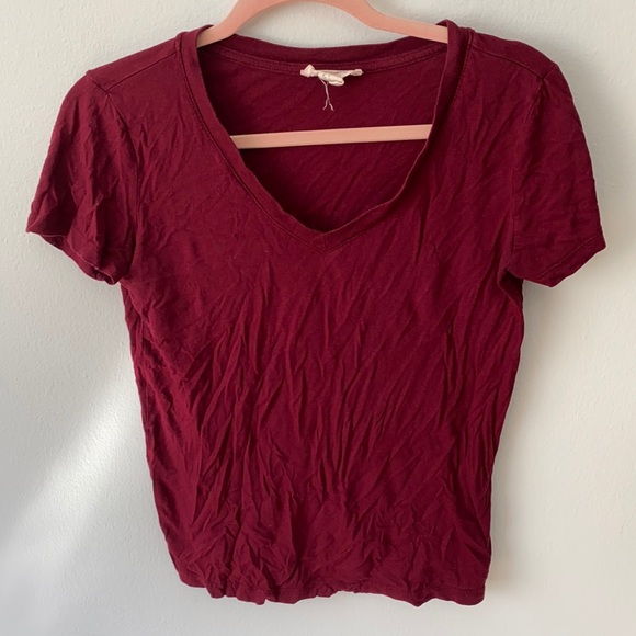 Maroon V neck t shirt - Picture 1 of 1
